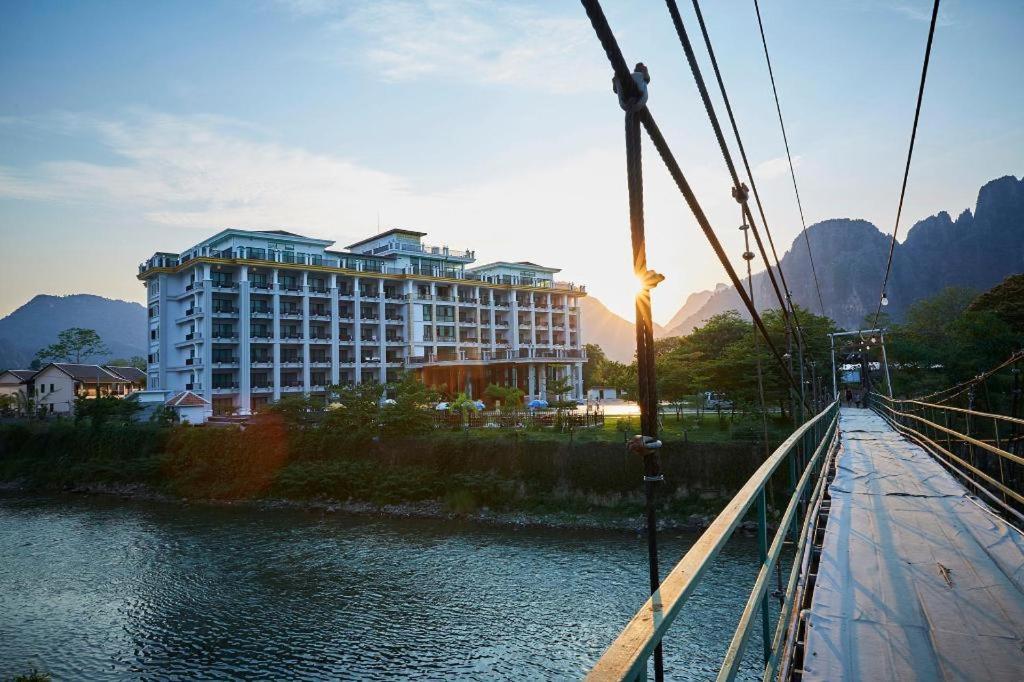 Thavisouk Riverside Hotel Vangviang Kültér fotó