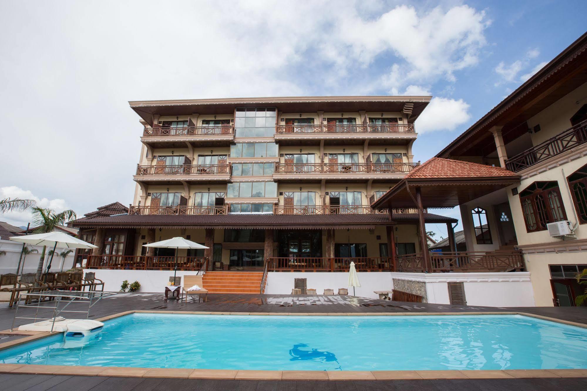 Thavisouk Riverside Hotel Vangviang Kültér fotó